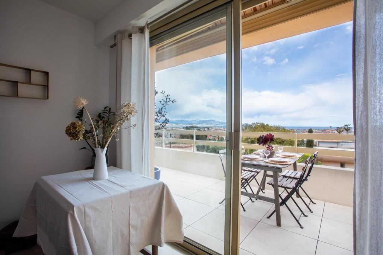 Vue Mer, Terrasse Et Parking Prive Antibes Exterior photo
